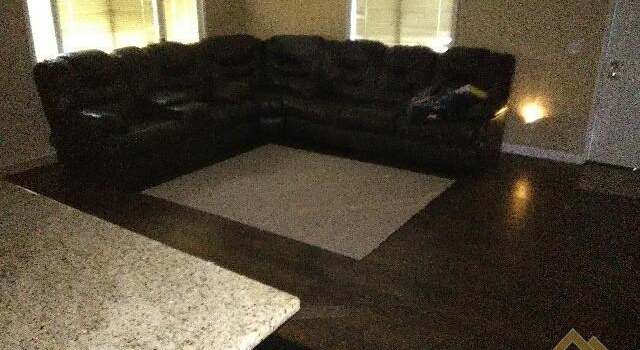 Photo of 3702 El Potrero Ln, Bakersfield, CA 93304