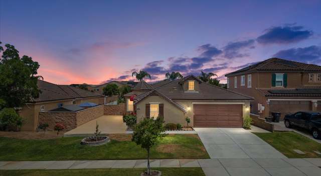 Photo of 10002 Riata Ln, Bakersfield, CA 93306