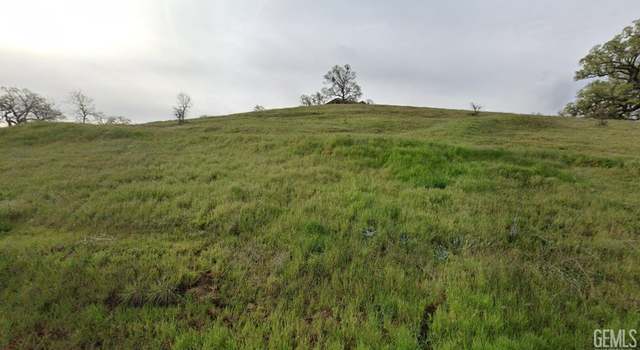 Photo of 30701 Buckskin Dr, Tehachapi, CA 93561