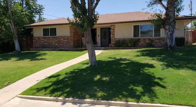 Photo of 5017 Laguna St, Bakersfield, CA 93306