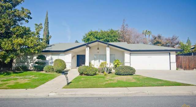 Photo of 3300 Crest Dr, Bakersfield, CA 93306
