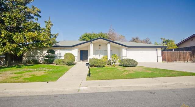 Photo of 3300 Crest Dr, Bakersfield, CA 93306