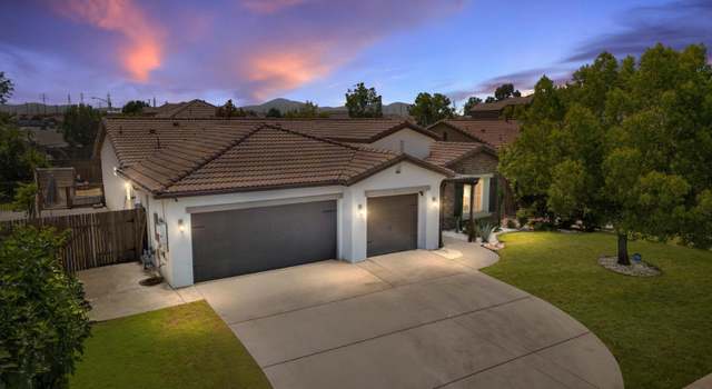 Photo of 2004 Suncrisp Ln, Bakersfield, CA 93312