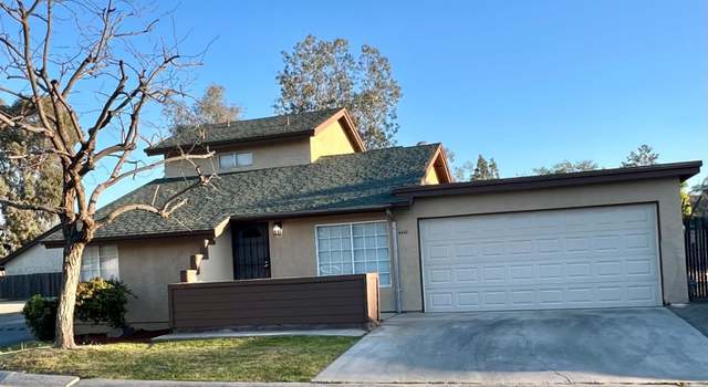 Photo of 4401 Country Wood Ln Unit A, Bakersfield, CA 93313