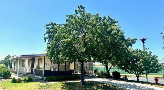 Photo of 162 Love Ln, Bakersfield, CA 93308