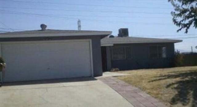 Photo of 2725 Valencia Dr, Bakersfield, CA 93306