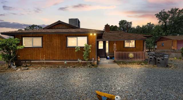 Photo of 801 Sierra Vista Dr, Wofford Heights, CA 93285