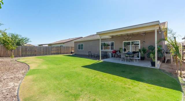 Photo of 9202 Kellyann St, Bakersfield, CA 93313