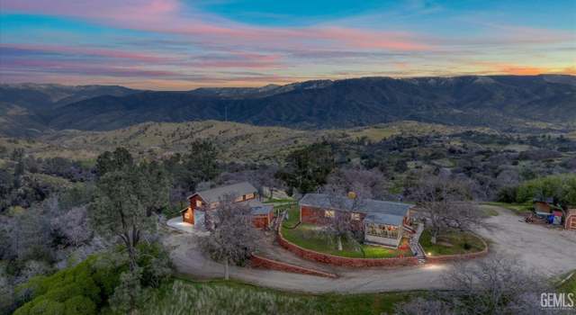 Photo of 29067 Wilshire Ct, Keene, CA 93531