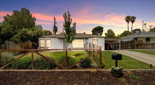 Photo of 2828 Hawthorne Ave, Bakersfield, CA 93305