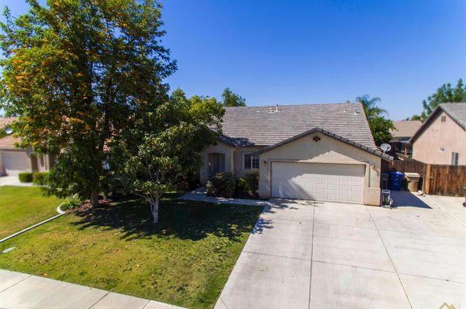 11802 Mantova Ave, Bakersfield, CA 93312 | MLS# 21704911 | Redfin