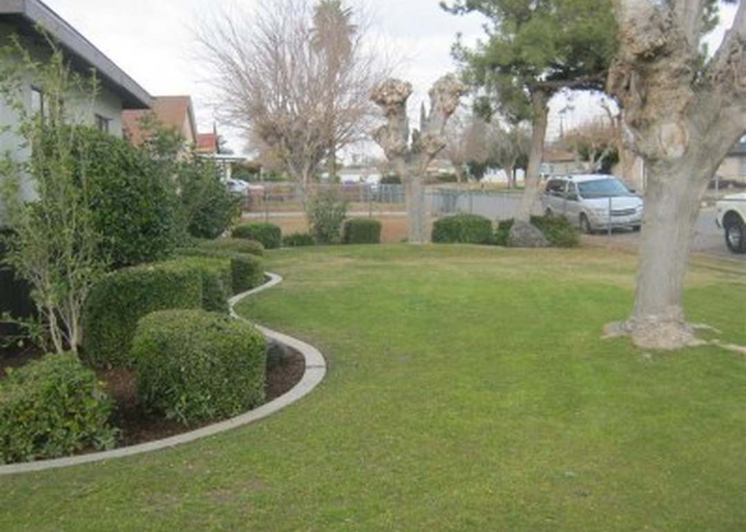 4200 Fishering Dr, Bakersfield, CA 93309