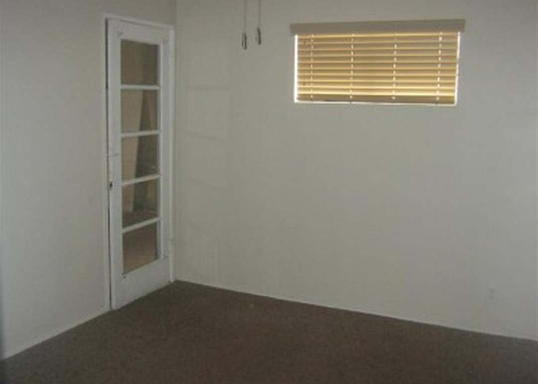4200 Fishering Dr, Bakersfield, CA 93309