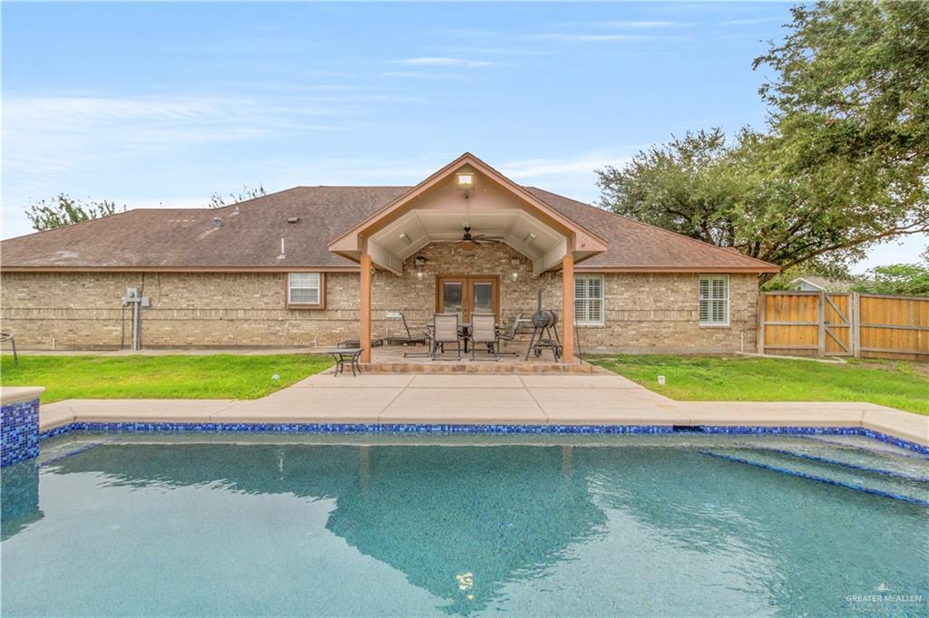 905 W 27th St, Mission, TX 78574 | MLS# 421420 | Redfin