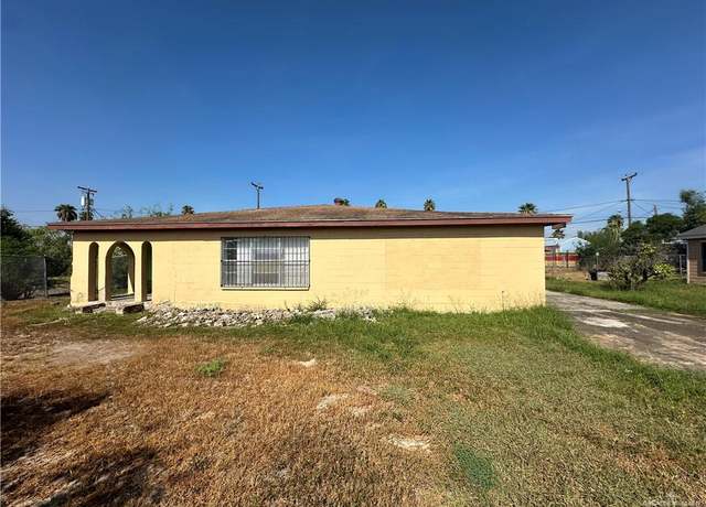 Property at 203 N Kansas Ave, Weslaco, TX 78596, 4 beds, 2.5 baths