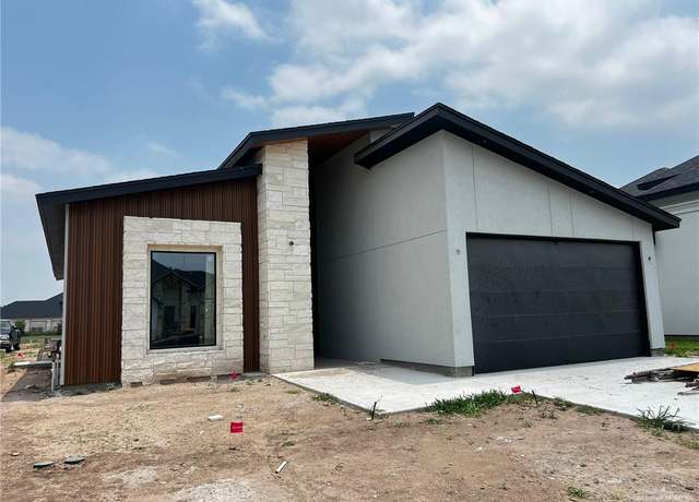 Property at 2218 N Piedra Ave, Edinburg, TX 78542, 3 beds, 2.5 baths