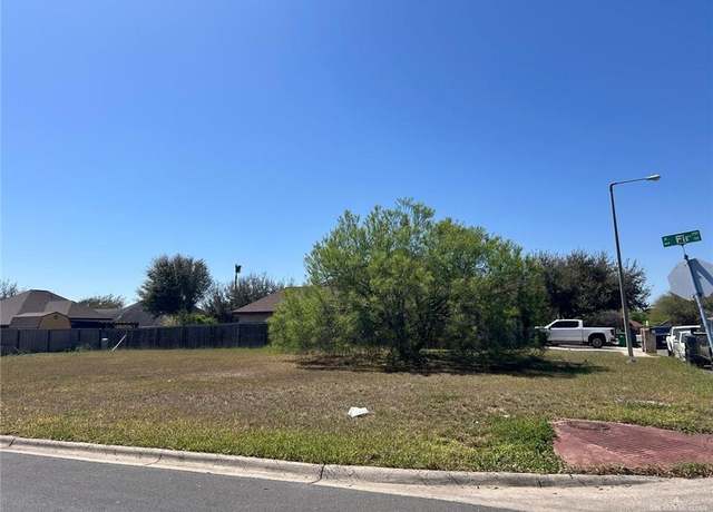Property at 800 Beech St, Pharr, TX 78577