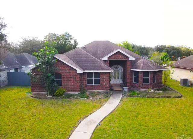 Property at 1302 E Daffodil St, Pharr, TX 78577, 4 beds, 2.5 baths