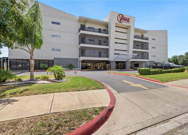 Property at 813 Travis St #203, Mission, TX 78572, 3 beds, 2 baths
