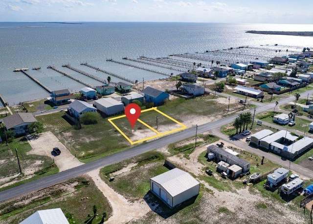 Property at 512 Bayshore Dr, Port Mansfield, TX 78598