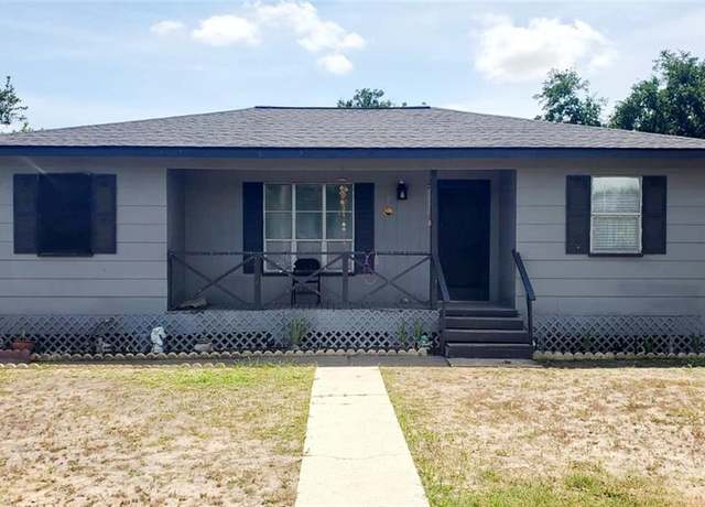 Property at 518 S 10th St, Donna, TX 78537, 3 beds, 1 bath