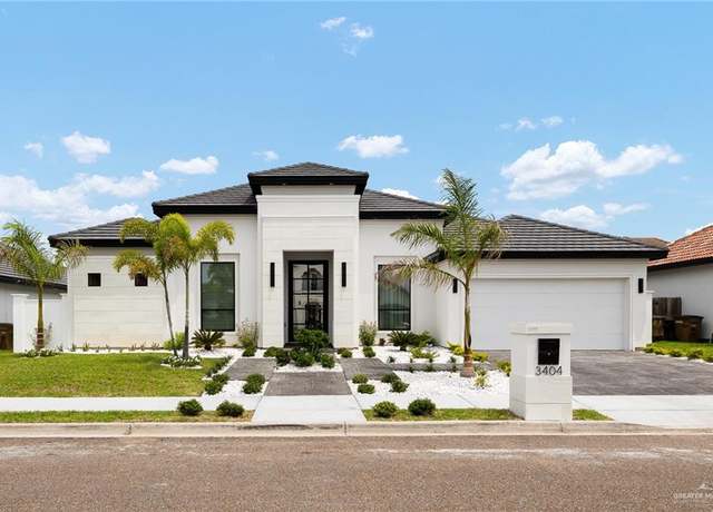 Property at 3404 Madison Ave, Edinburg, TX 78539, 4 beds, 4.5 baths
