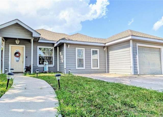 Property at 912 Tulip Dr, Pharr, TX 78577, 4 beds, 2 baths