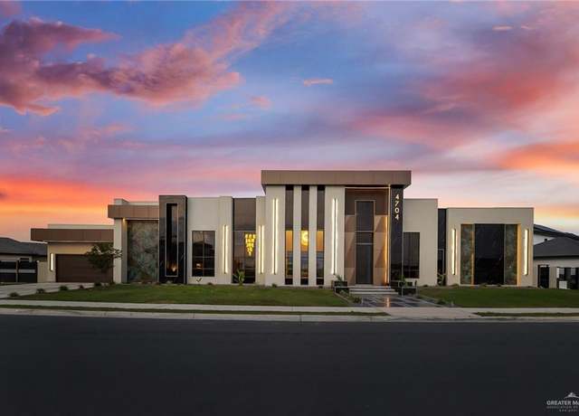 Property at 4704 Estancia Pkwy, Mcallen, TX 78504, 4 beds, 4.5 baths