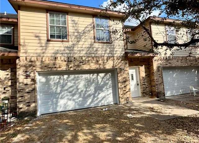 Property at 1602 Nassau St, Edinburg, TX 78541, 2 beds, 2.5 baths