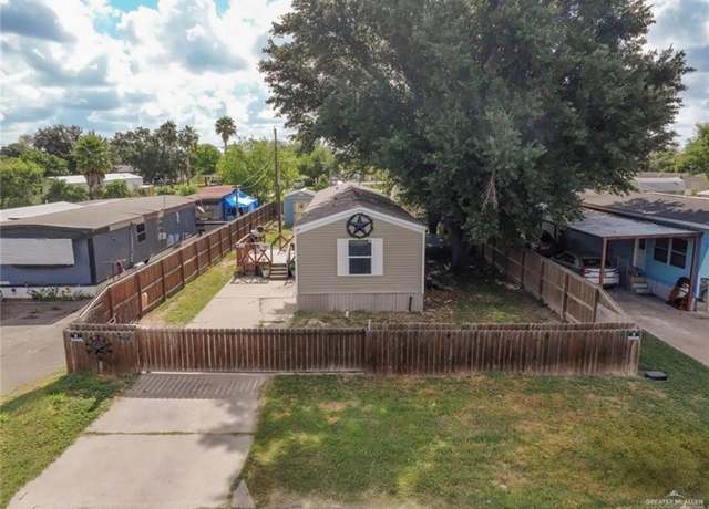 Property at 818 S 13th St, Alamo, TX 78516, 3 beds, 2 baths