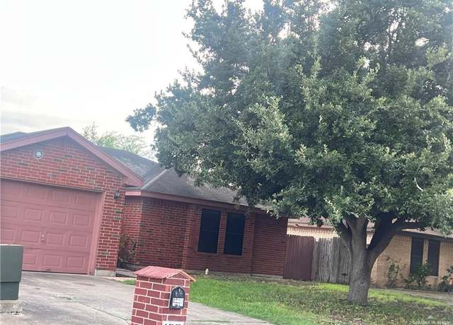 Property at 109 E 18th St E, San Juan, TX 78589, 3 beds, 2 baths