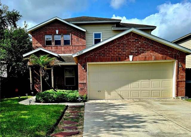 Property at 1920 Katherine Ave, Edinburg, TX 78539, 3 beds, 2.5 baths