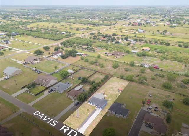 Property at 15319 E Davis Rd, Edinburg, TX 78542, 3 beds, 2 baths