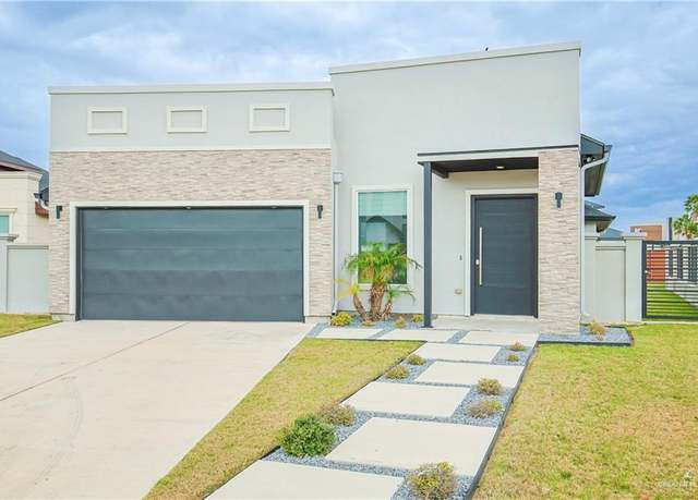 Property at 3223 Lago Superior, Edinburg, TX 78542, 3 beds, 2 baths