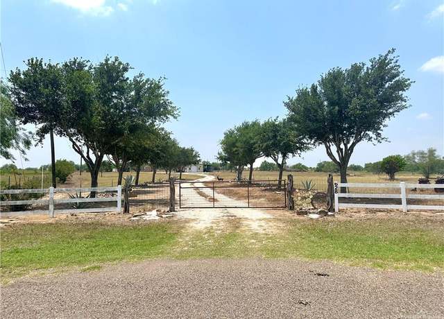 Property at 21407 Buck Fawn Dr, Edinburg, TX 78542