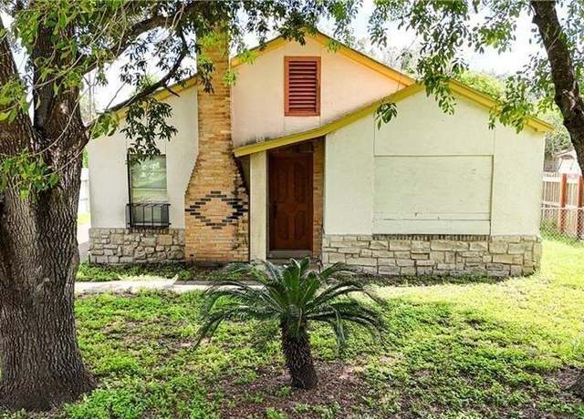 Property at 1005 S Nebraska Ave, Weslaco, TX 78596, 3 beds, 1 bath