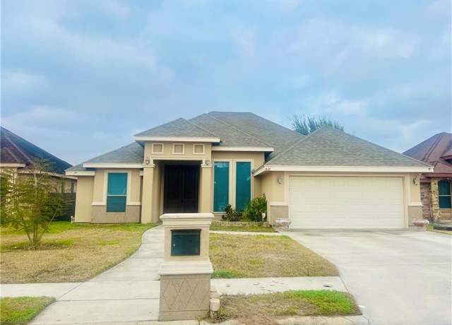 Property at 1825 E 1st St, Weslaco, TX 78596, 3 beds, 2.5 baths