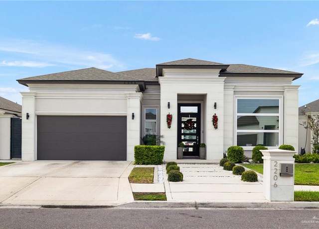 Property at 2206 E 8th St, Mission, TX 78572, 4 beds, 3 baths