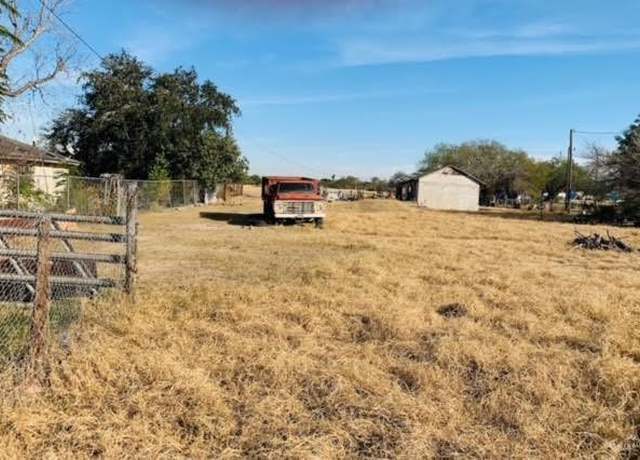 Property at 1418 Bentsen Palm Dr, Palmview, TX 78574