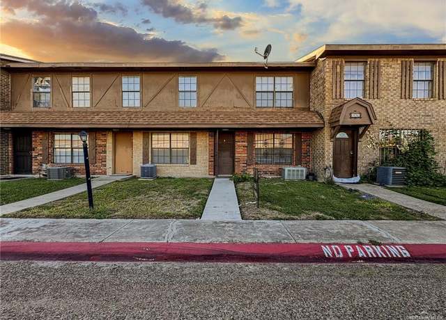Property at 2201 S Jackson Rd Unit E29, Pharr, TX 78577, 2 beds, 2 baths