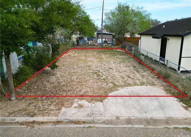 Property at 111 S Palmas St, Weslaco, TX 78596