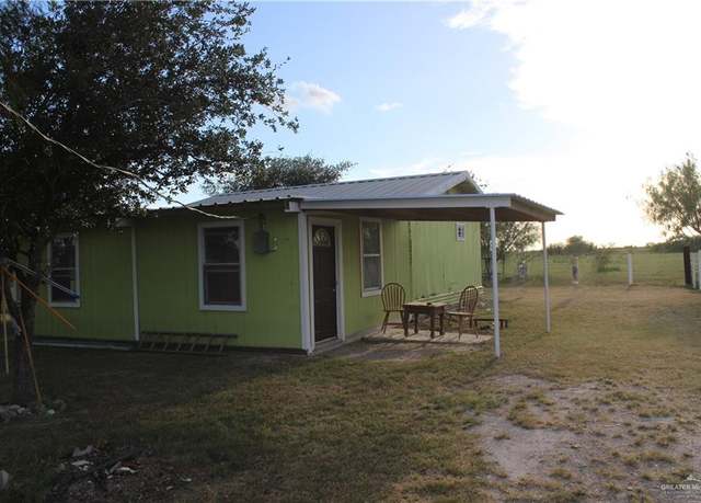 Property at 9 3/4 N Iowa Rd, Mission, TX 78574, 1 bed, 1 bath