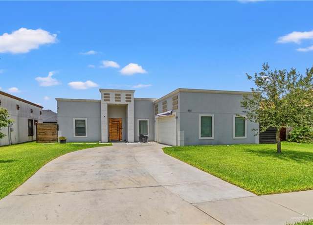 Property at 202 N 16th St, Hidalgo, TX 78557, 3 beds, 2 baths