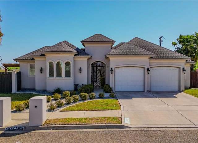 Property at 1200 E 28th St, Mission, TX 78574, 4 beds, 4.5 baths