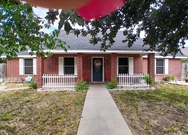 Property at 600 N 35th St, Mcallen, TX 78501, 4 beds, 2.5 baths