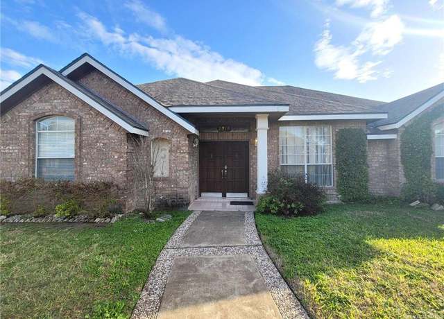 Property at 2018 E 29th St, Mission, TX 78574, 4 beds, 3.5 baths