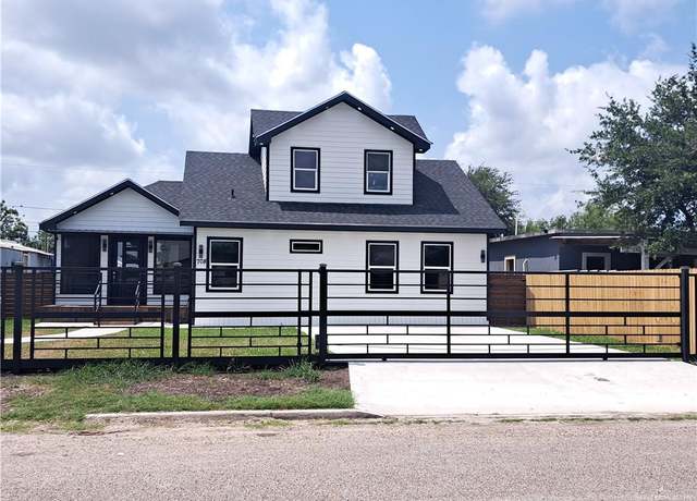 Property at 708 E 3rd Ave, Elsa, TX 78543, 4 beds, 4 baths
