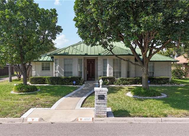 Property at 1717 Edward Dr, Edinburg, TX 78539, 3 beds, 2 baths