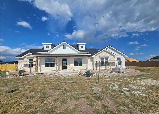 Property at 5446 Jay Ln, Weslaco, TX 78599, 4 beds, 2.5 baths