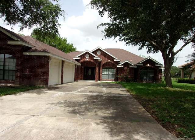 Property at 2701 Charlotte Dr, Pharr, TX 78577, 4 beds, 4 baths